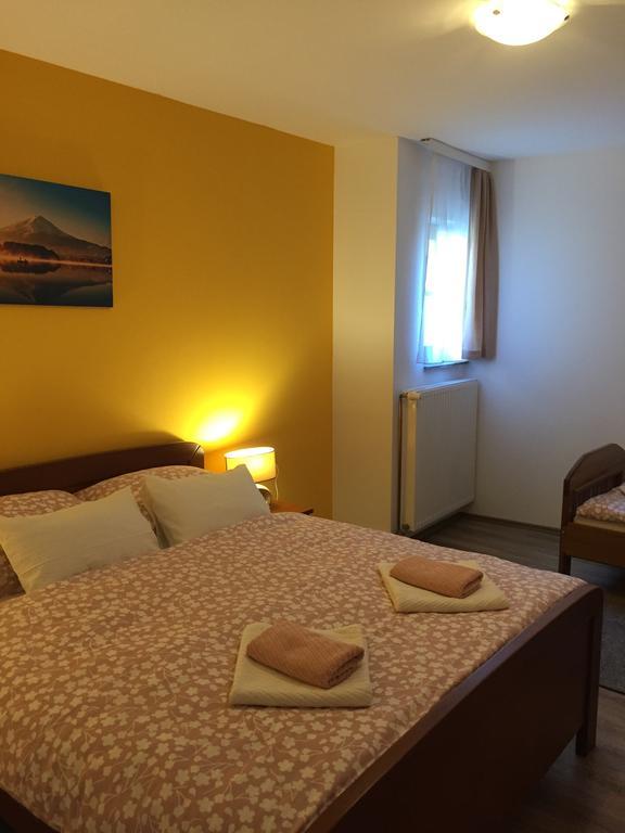 Apartments Petra Slunj Luaran gambar